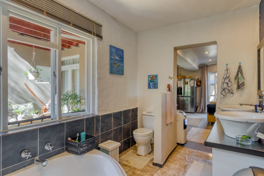 10 Bedroom Property for Sale in Montclair Western Cape